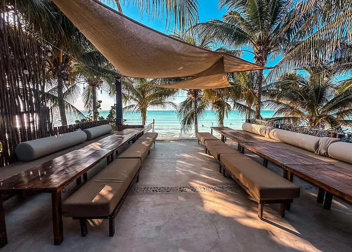 Holbox Dream Beachfront Hotel