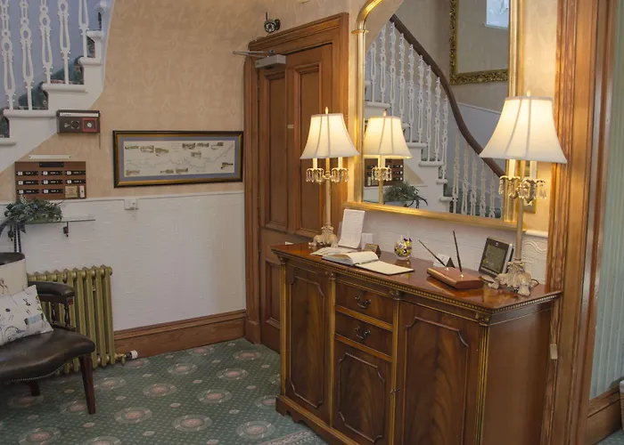 Ravenscourt Guest House