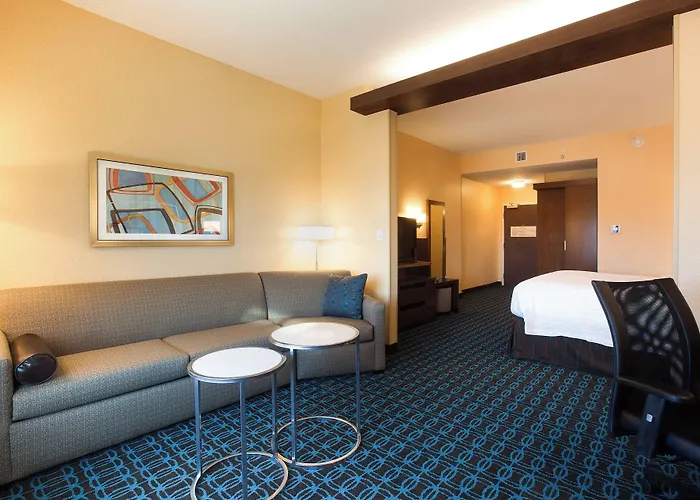 Fairfield Inn & Suites By Marriott Clearwater Beach