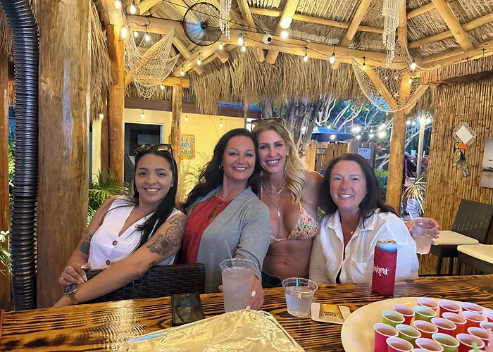 Siesta Key Palms Resort
