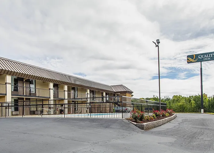 Quality Inn Forest City