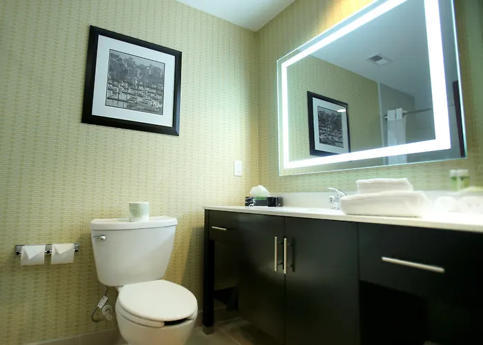 Holiday Inn Express & Suites Southport - Oak Island Area By Ihg