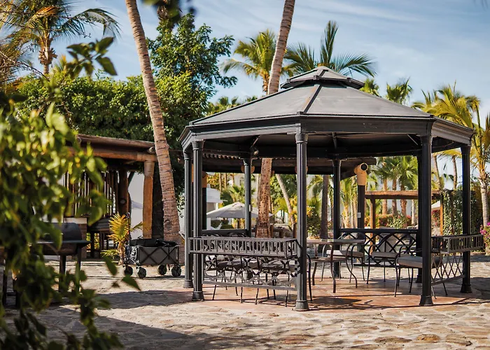 Hotel & Suites El Moro