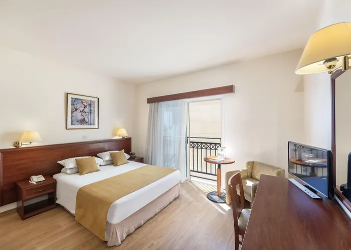 Kapetanios Limassol Hotel