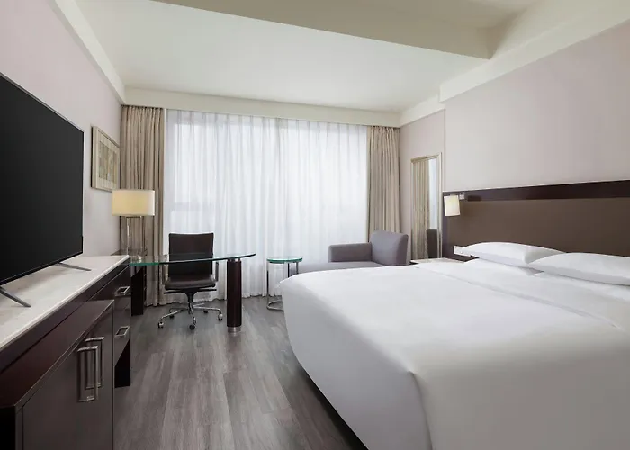 Courtyard By Marriott Hangzhou Wulin At West Lake