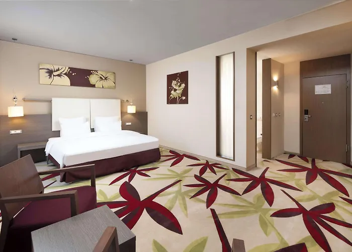 Golden Tulip Ana Dome Hotel