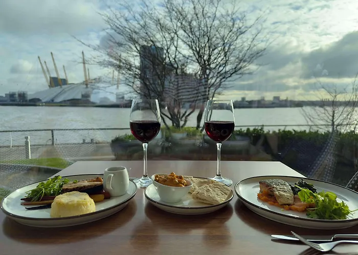 Radisson Blu Hotel, London Canary Wharf East