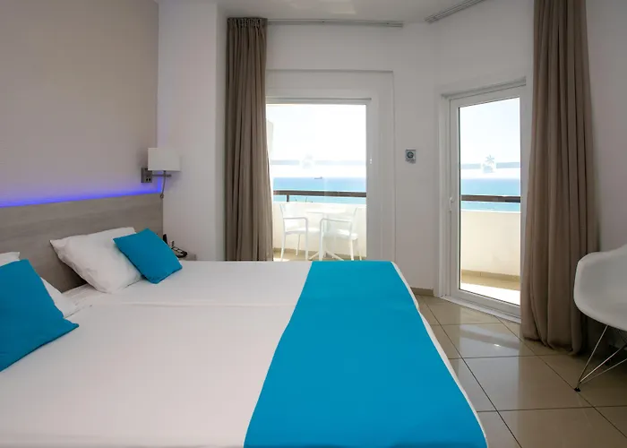 Les Palmiers Beach Boutique Hotel&Luxury Apartments