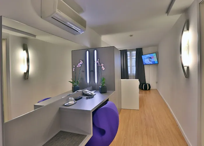 Urban Hotel Design