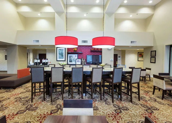 Hampton Inn&Suites Jacksonville-Airport
