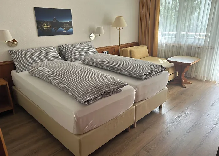 Hotel Adonis