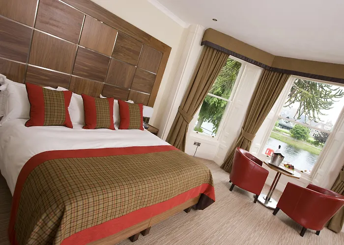 The Glenmoriston Townhouse Hotel