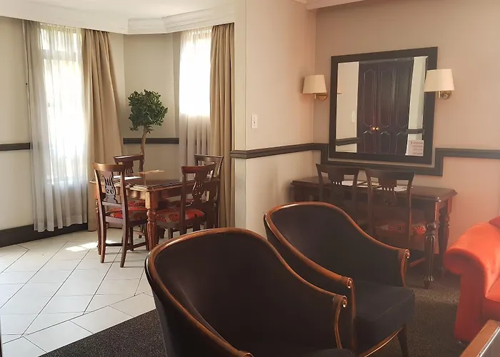 Court Classique Suite Hotel