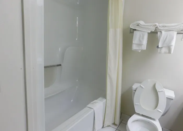 Quality Inn & Suites Thomasville-High Point
