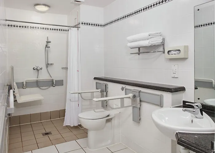 Leonardo Hotel East Midlands Airport - On-Site