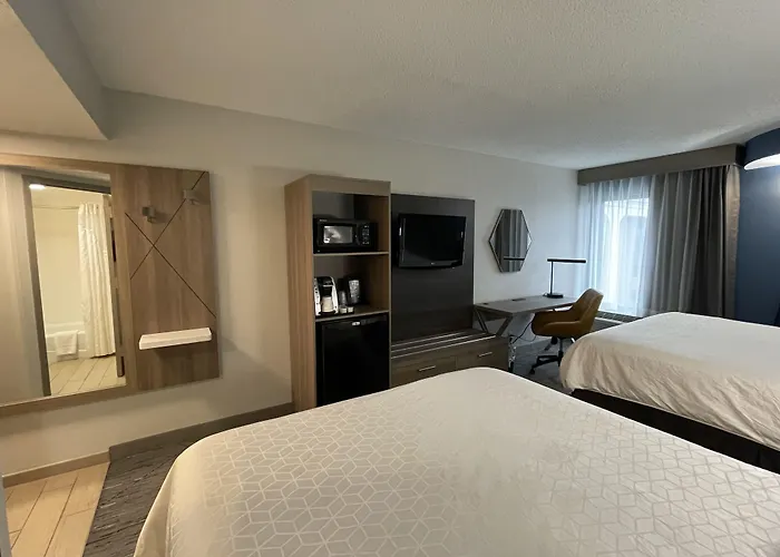 Holiday Inn Express Burlington By Ihg