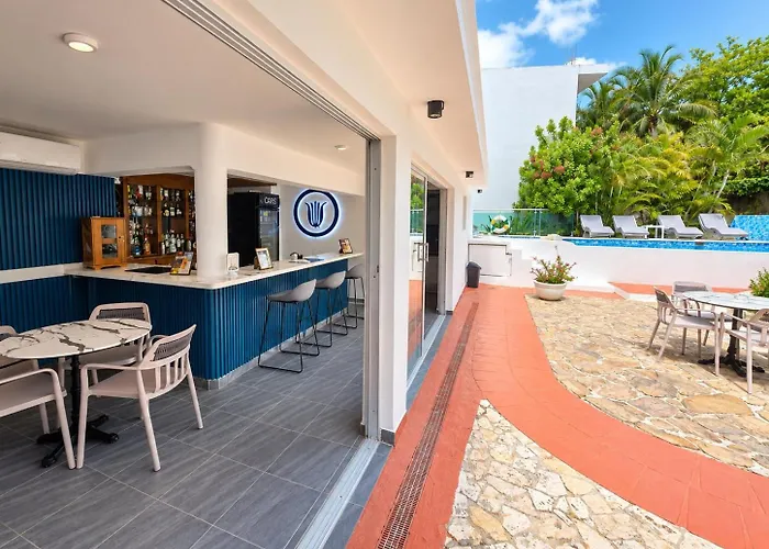 Hotel Neptuno Refugio