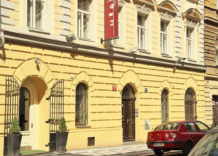 City Lounge Hotel