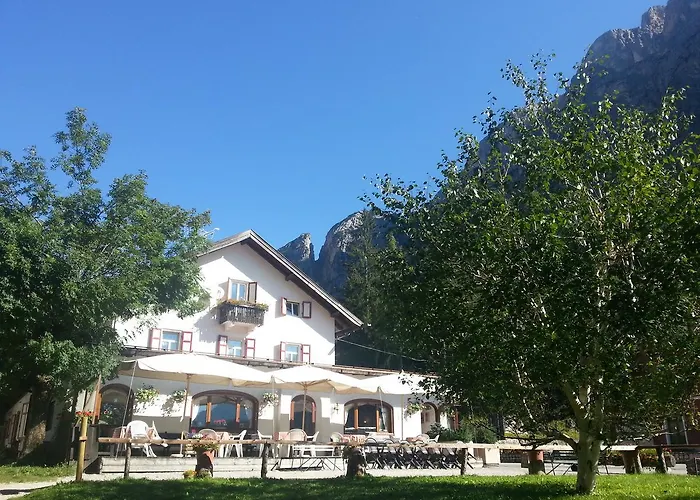 Hotel Fiames