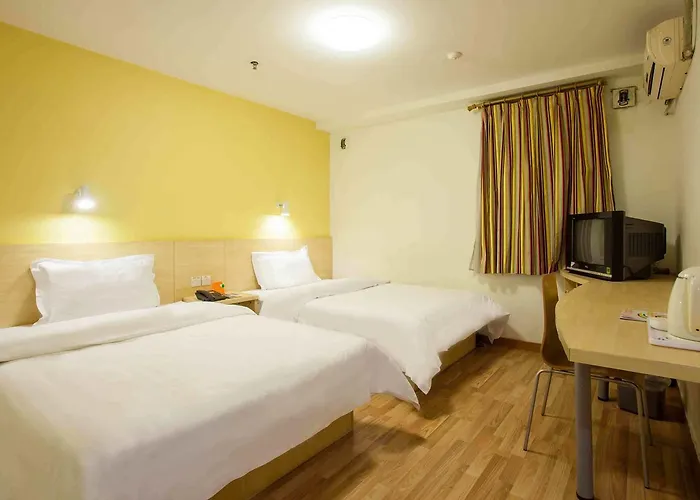 7Days Inn Nanjing Xuanwu Lake East Coach Terminal