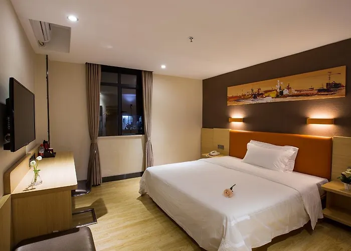 Iu Hotel Tianjin Jinghai Shengli Street Branch