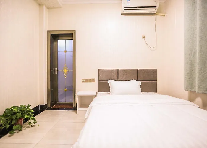 Nanjing Lafei Hotel Lukou Airport Branch