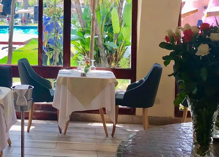 Assam Hotel