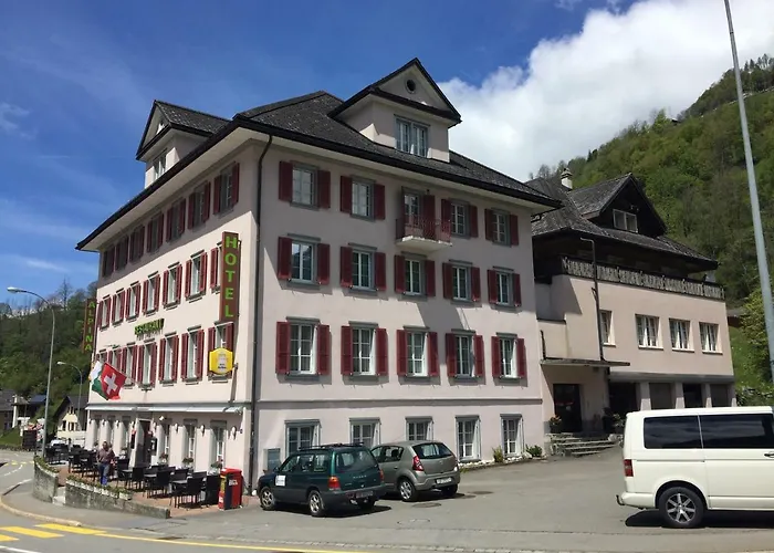 Hotel Alpina