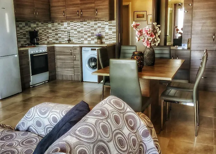 Aggeliki Apartments