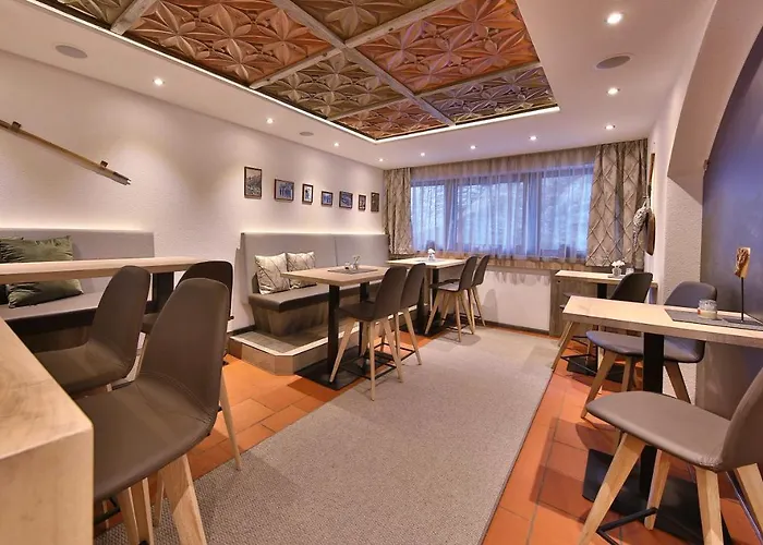 Hotel Garni Fiegl Apart Sölden
